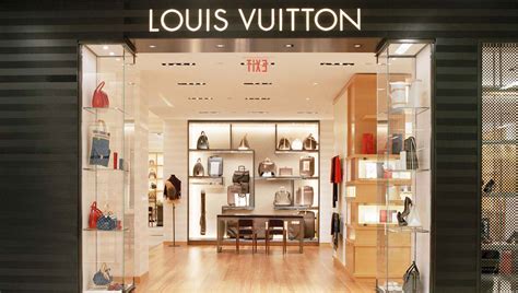 louis vuitton jersey shore outlets|louis vuitton memphis tn.